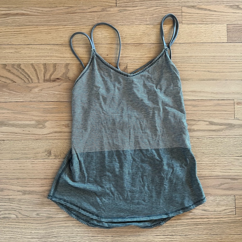 Lululemon Strappy Stripe Tank 4